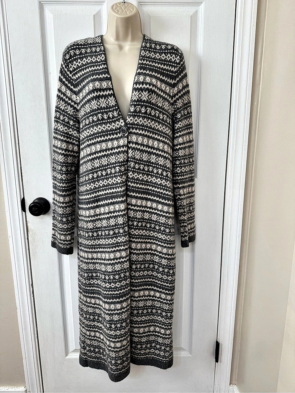 J. Jill Fair Isle Boucle Cardigan Gray & Cream Medium Like New
